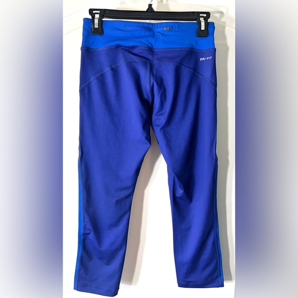 Nike Dri-Fit Cropped Running Leggings - Picture 2 of 3